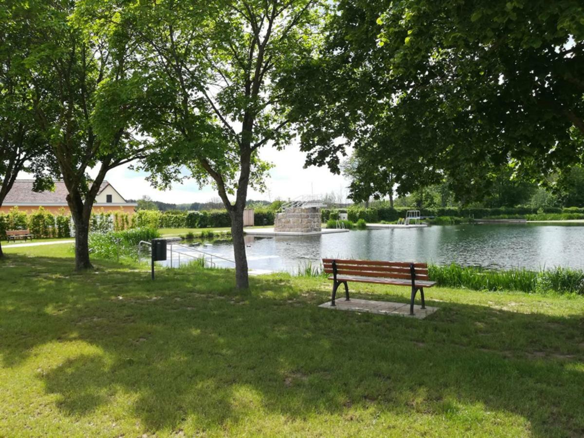 Die Galerie - Ferienwohnung Merkendorf  ภายนอก รูปภาพ